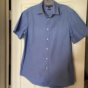 Michael Kors classic fit men’s short sleeve button down shirt blue cotton size M